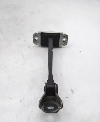 Chevrolet Captiva Front door check strap stopper