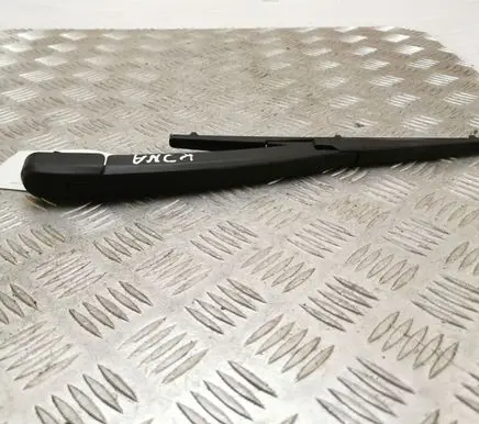 Rear wiper blade arm