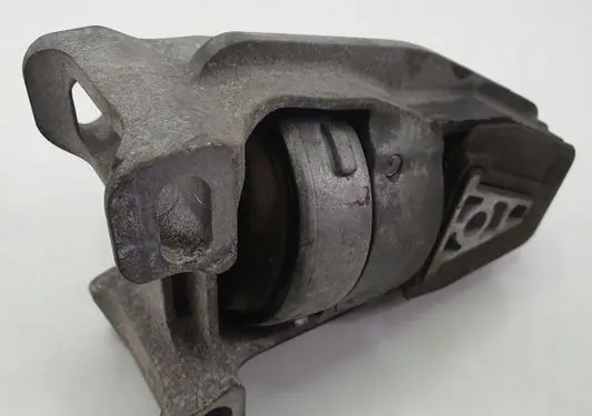 Citroen C5 Engine mount bracket 326C68