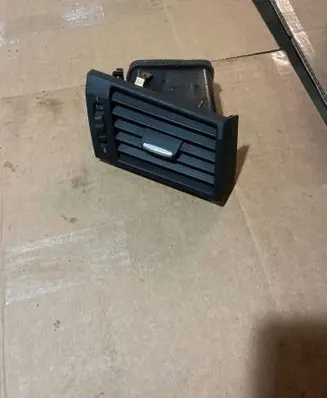 BMW X3 E83 Dashboard side air vent grill/cover trim 3415974