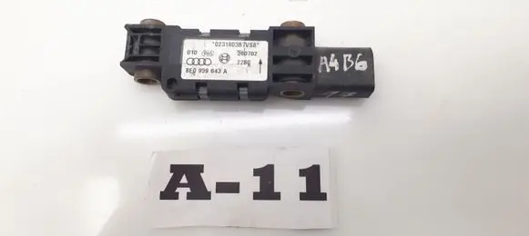 Audi A4 S4 B6 8E 8H Airbag deployment crash/impact sensor 8E0959643A 8E0959643