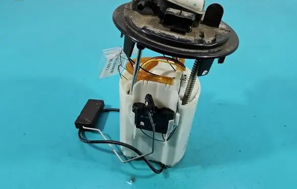 Peugeot 2008 I In-tank fuel pump 9813573780 IMPRK1553166