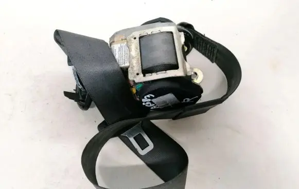 Audi TT Mk1 Front seatbelt 8n7857705d 560548900f