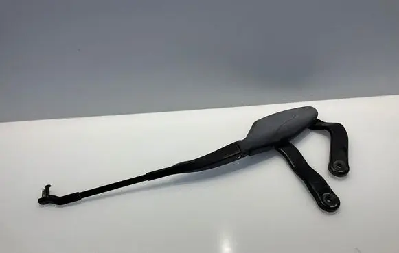 Mercedes-Benz E W211 Front wiper blade arm A2118200444 2118200444