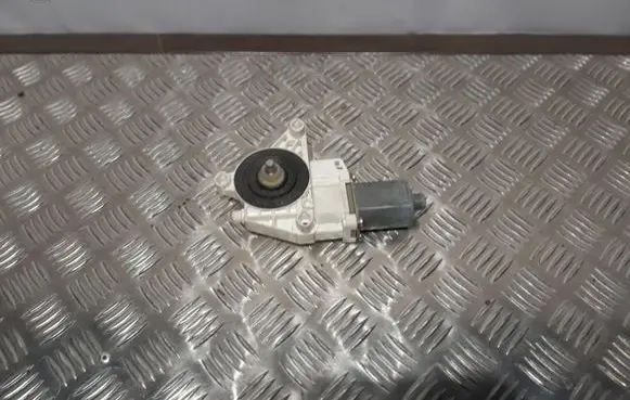 Mercedes-Benz GL X166 Front door window regulator motor A1669060201