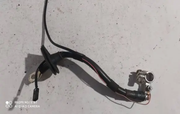 Volkswagen Touareg II Positive cable (battery) 7P0971225B 1712200