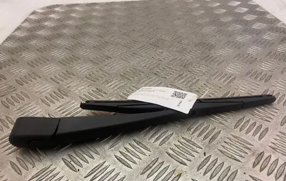 Peugeot 3008 II Rear wiper blade arm 9811749680