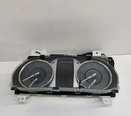 Toyota Hilux (AN120, AN130) Speedometer (instrument cluster) 83800FGT30B
