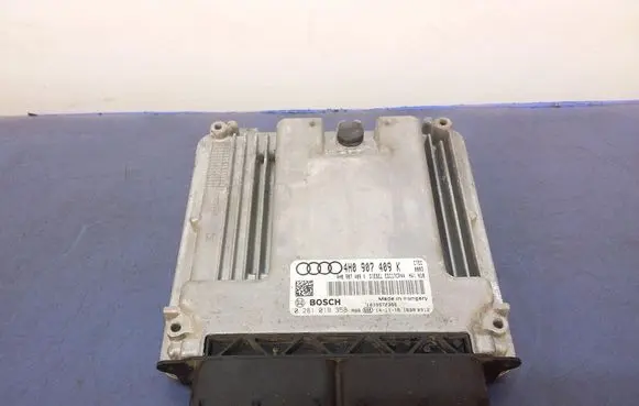 Audi A8 S8 D4 4H Engine control unit/module ECU 4H0907409K