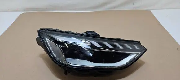 Audi A4 S4 B9 8W Headlight/headlamp 8W0941034D