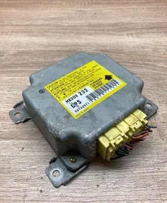 Mitsubishi Galant Airbag control unit/module MR309232 X6T42071 WITHPLUG