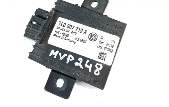 Volkswagen Touareg I Alarm control unit/module 7L0907719A