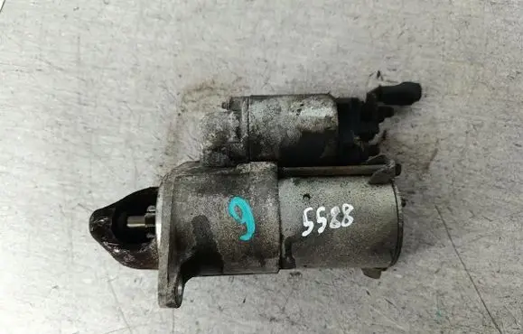 Opel Astra H Starter motor 55556092