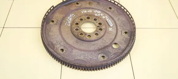 Volvo V40 Flywheel 31325134 D5204T6