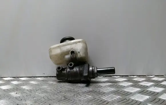Lexus IS 220D-250-350 Master brake cylinder