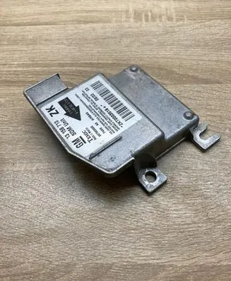 Opel Meriva A Airbag control unit/module 13158713