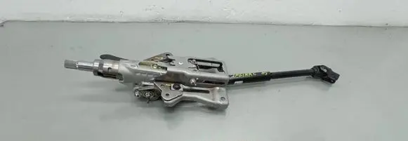 Opel Zafira C Steering wheel axle 13376593