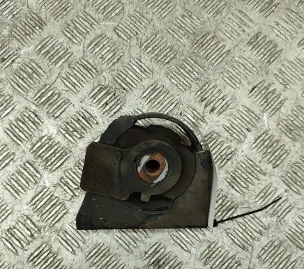 Toyota Avensis T270 Engine mount bracket 123610X020