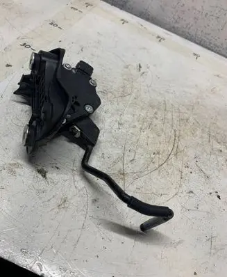 Lexus IS III XE30 Accelerator throttle pedal 7811030151