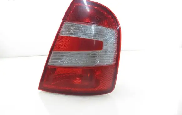 Skoda Fabia Mk1 (6Y) Rear/tail lights 6Y6945096D 6Y6945112C