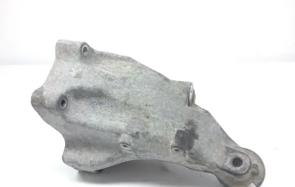 Mercedes-Benz E C207 W207 Engine mounting bracket A6512233404 ENAC46000 CD01555