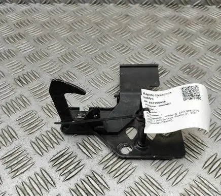 Porsche Cayenne (92A) Engine bonnet/hood lock/latch loop/hook 7P5823480A