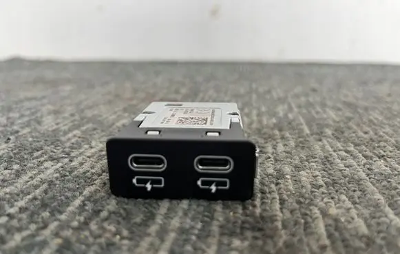 BMW X1 F48 F49 USB socket connector 