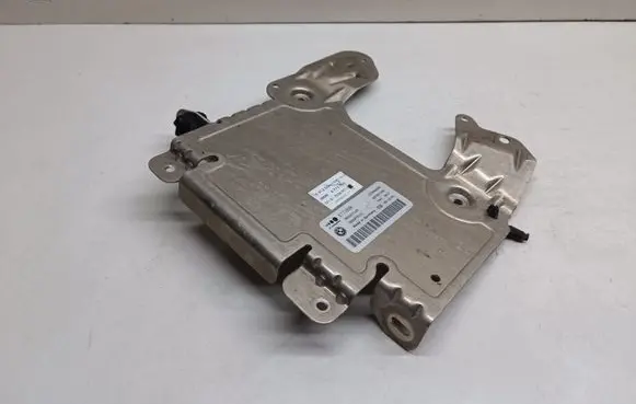 BMW 3 E90 E91 Other engine bay part 6774708 6773990