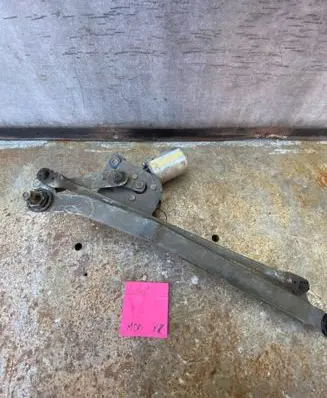 Fiat Seicento/600 Front wiper linkage and motor 