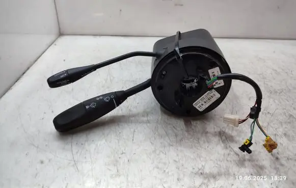 Chrysler 300 - 300C Wiper turn signal indicator stalk/switch 1FS82XXXAB