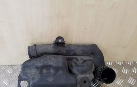 Audi A2 Air intake duct part 036133354