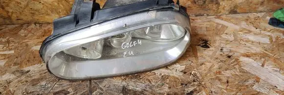 Volkswagen Golf IV Headlight/headlamp