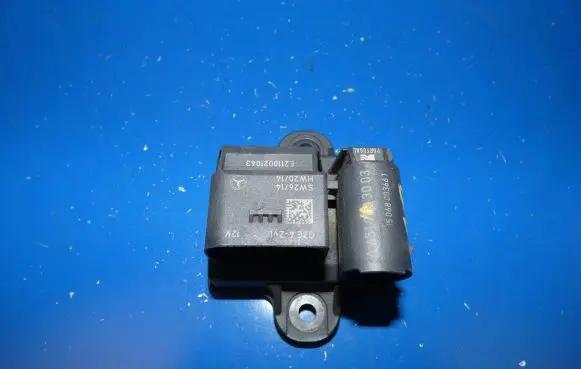 Mercedes-Benz C W205 Glow plug pre-heat relay A6519003003 15068003661