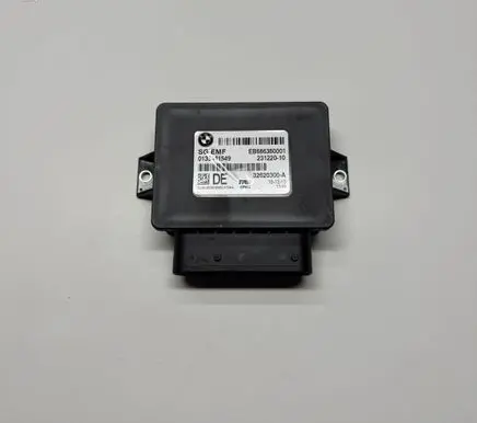 BMW 5 F10 F11 Hand brake control module 6863800