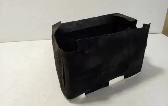 Battery box tray