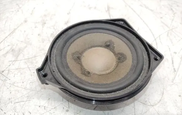 Mercedes-Benz C W205 Panel speaker A2058200502