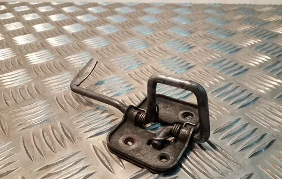 Seat Ibiza IV (6J,6P) Engine bonnet/hood lock/latch loop/hook 6J0823186