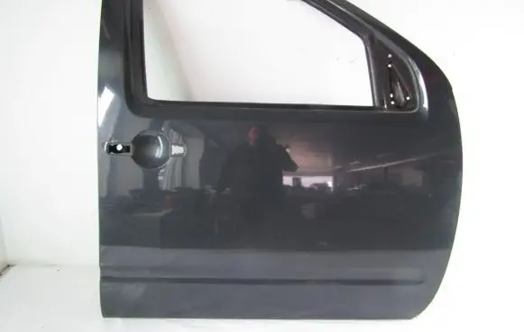 Nissan Navara D40 Front door kodo