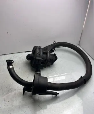 BMW 3 E46 Secondary air pump 1715347 51168268887 511682688889