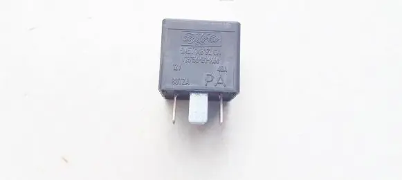 Ford Mondeo Mk III Other relay 5m5t14b192ca v23136-b1-x66