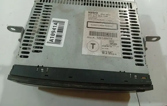 Nissan Almera Tino CD/DVD changer 28185BN810