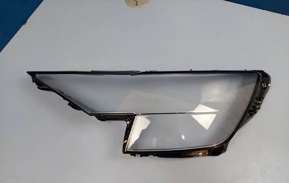 Audi Q8 Headlight lense 4M8941033