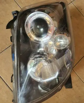 Toyota Avensis T250 Headlight/headlamp UPM60GF20