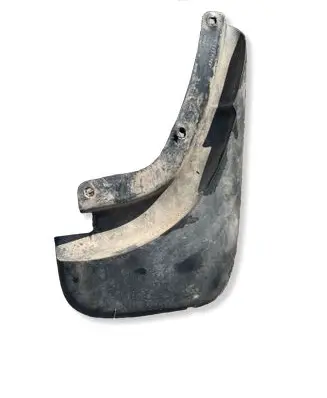 Volvo V70 Rear mudguard 8693299 B05QA