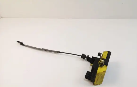 Volvo V70 Front door lock