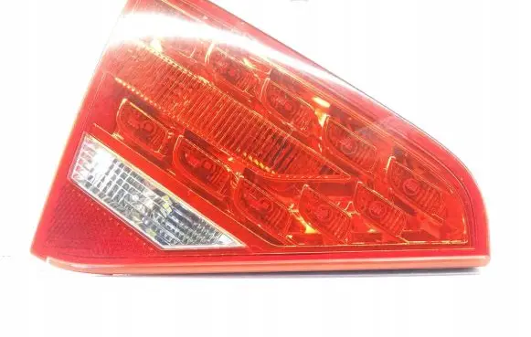 Audi A5 8T 8F Rear/tail lights 8T0945093A