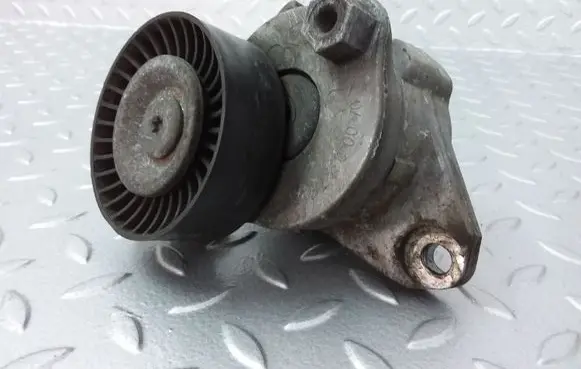 Mercedes-Benz C W204 Timing belt/chain tensioner A2722000070 2722000070
