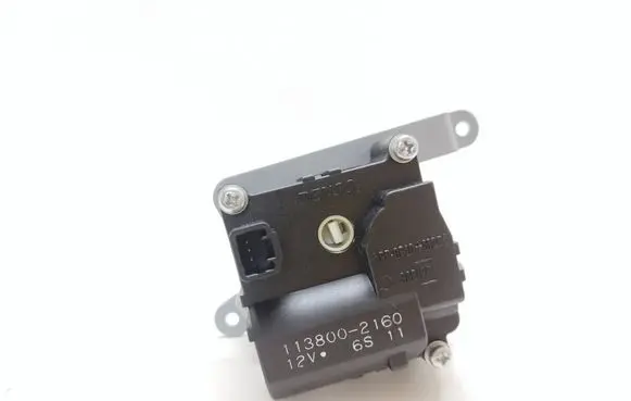 Peugeot iOn Air flap motor/actuator 1138002160 6S11