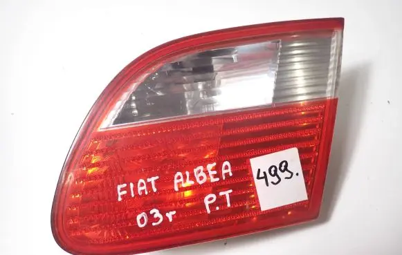 Fiat Albea Rear/tail lights ST520A