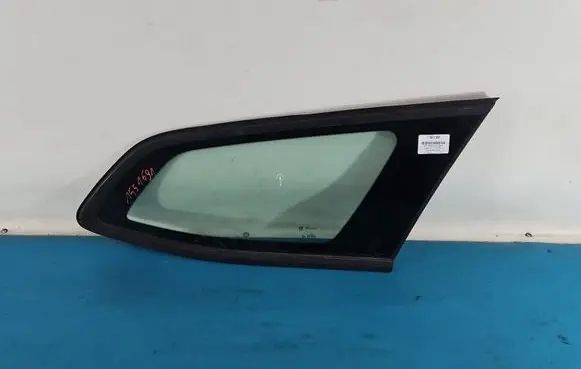 Peugeot 308 Rear side window IMPRK1551691